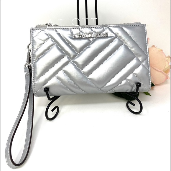 Michael Kors Handbags - Michael Kors Peyton DoubleZip Wrestl Wallet Silver